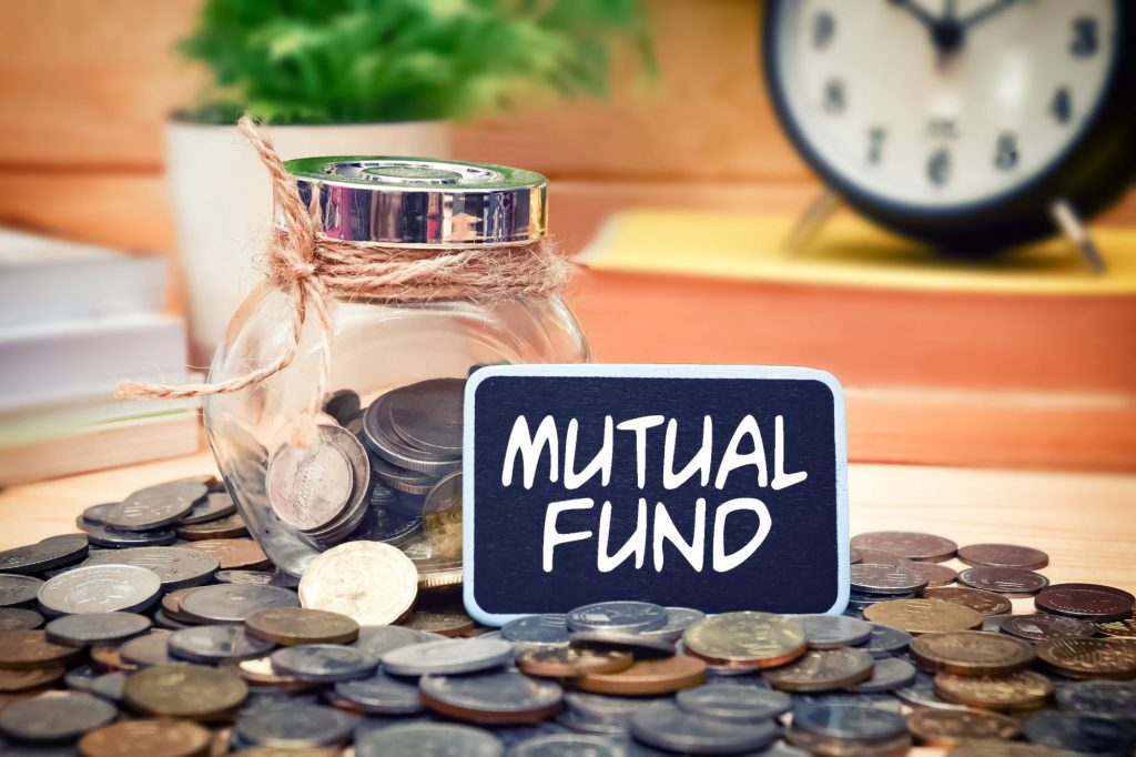 Pros and Cons of Mutual Funds